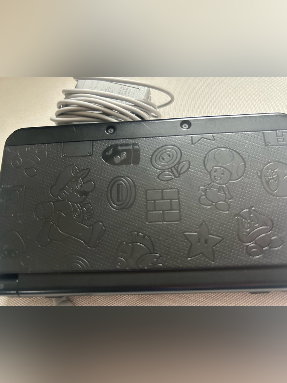 Black Limited Edition Original Super Mario 3Ds Nintendo Console - excellent!